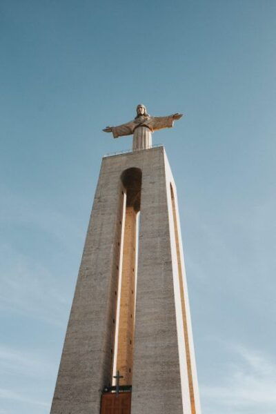 Private Transfer: Tavira to Lisbon - The Sum Up