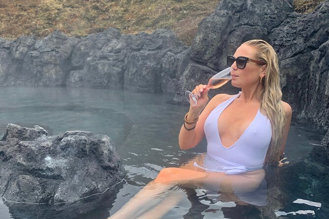 Private Transfer to and From Sky Lagoon (Excluding Addmission) - Private Transfer Service Details