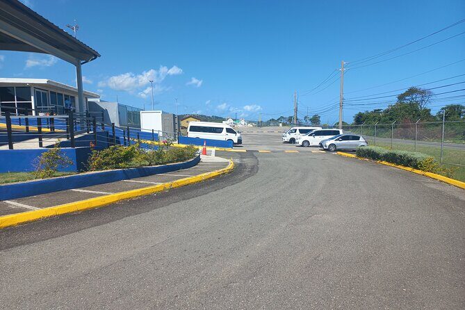 Private Transfer To And From the Ocho Rios Airport/ Ian Fleming - The Sum Up