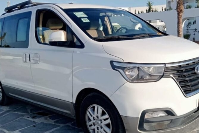 Private Transfer to Cairo and Giza From Cairo Airport - Meeting Point and Pickup Information