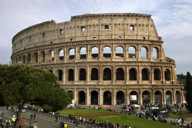 Private Transfer To/From Civitavecchia Port Van Mercedes V Class - Meeting and Pickup