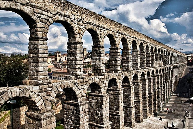 Private Transfer To/From Madrid to Segovia - Pricing and Booking Details