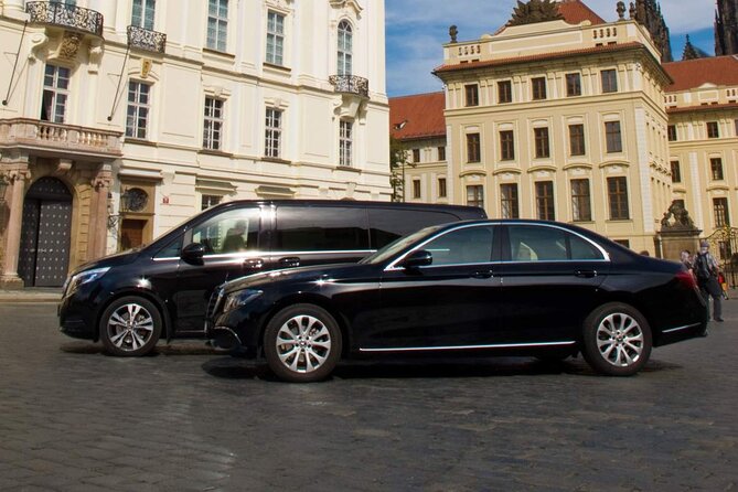 Private Transfer to Krakow From Prague - What To Expect