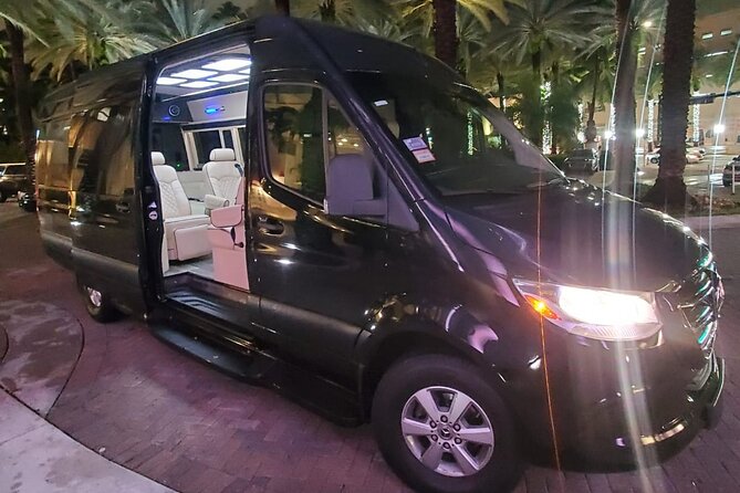 Private Transfer to Miami Airport (Departures) - Inclusions
