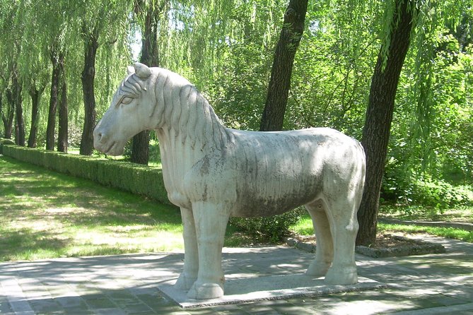 Private Transfer to Mutianyu Great Wall and Ming Tombs From Beijing - Frequently Asked Questions