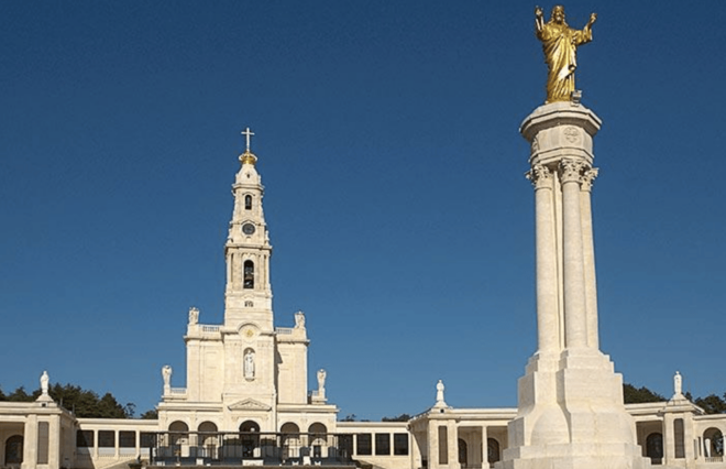 Private Transfer to or From Fátima - Group Size and Lunch Availability