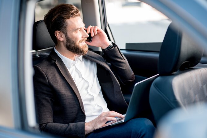 Private Transfer To or From Woodbridge and Ronald Reagan Airport - Pricing and Booking Details