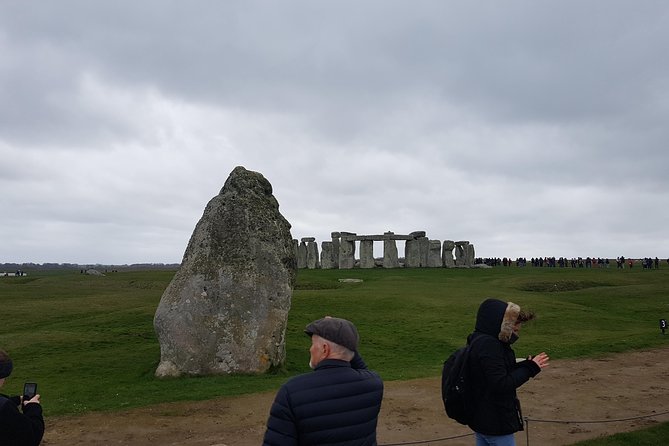 Private Transfer to Southampton With a Stop at Stonehenge - Transportation and Services