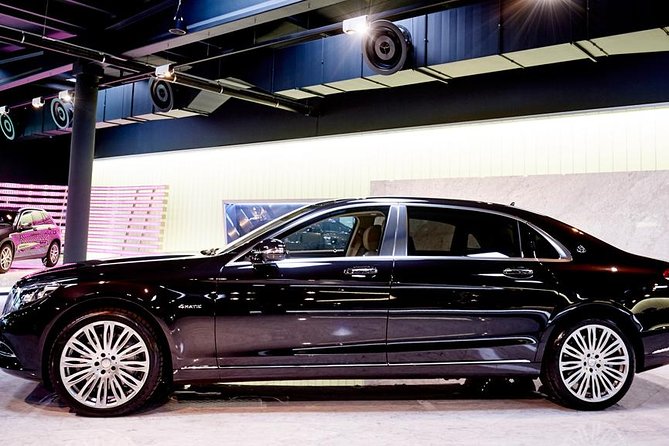 Private Transfer: Toronto Pearson Airport or Oakville City Ontario - Duration and Restrictions