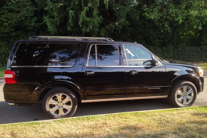 Private Transfer, Vancouver, BC to Vancouver International Airpot VIP, SUV - Meeting and Pickup