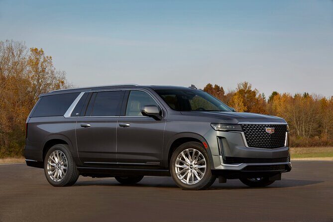 Private Transfer Waikiki to Honolulu Airport HNL by Executive SUV - The Experience in Detail