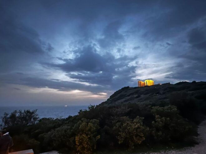 Private Transfers Athens Airport From to Piraeus - Night Fares and Additional Charges