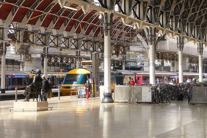 Private Transfers Between Heathrow Airport - London Paddington Train Station - Common Questions