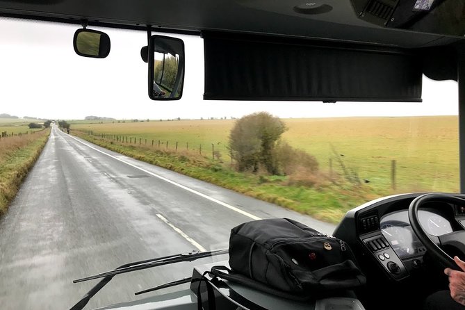 Private Transfers Between London Gatwick - London Luton Airports - Pricing and Guarantee