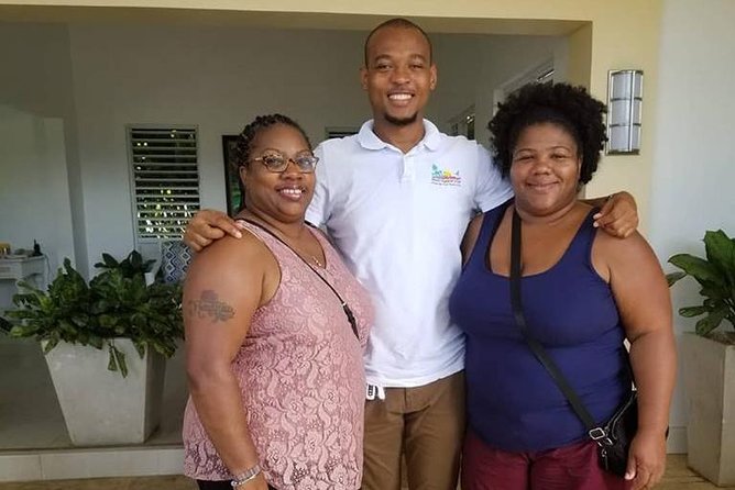 Private Transfers From MBJ Airport- Negril Resorts on the Beach - What To Expect