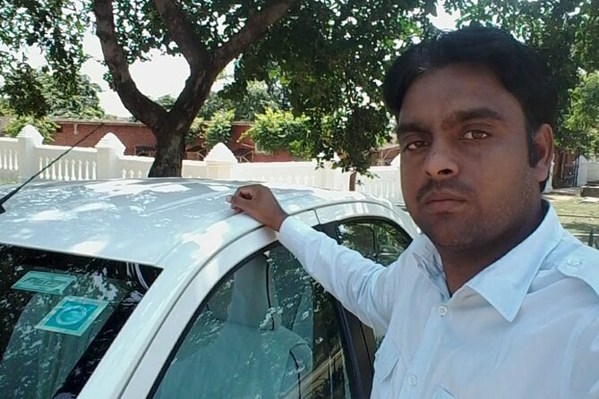 Private Transfers New Delhi to Jaipur Drop - Booking Information