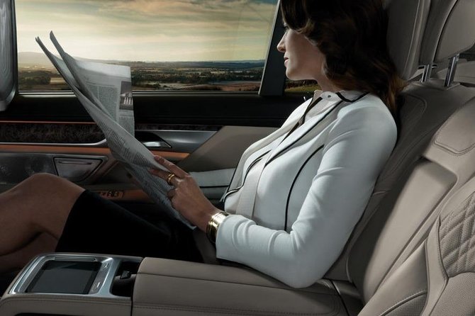 Private Transfers: Paris - Airports / Paris - Disneyland - Meeting and Pickup