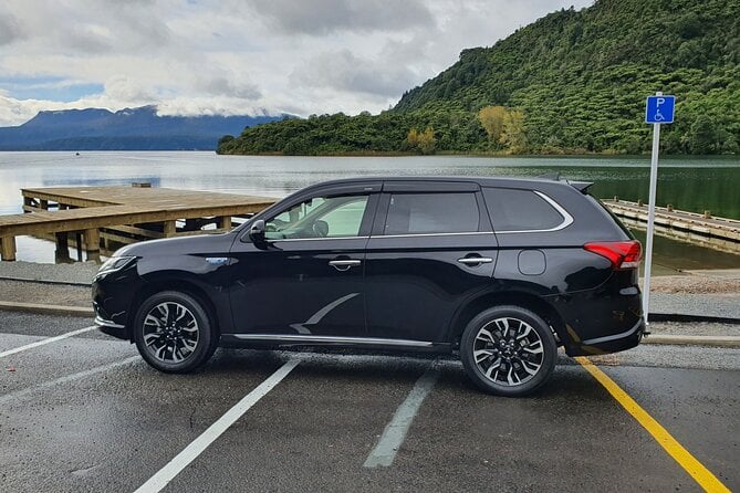Private Transfers - Rotorua, Taupo, Tauranga, Coromandel, Raglan - Auckland Airport Meeting Point