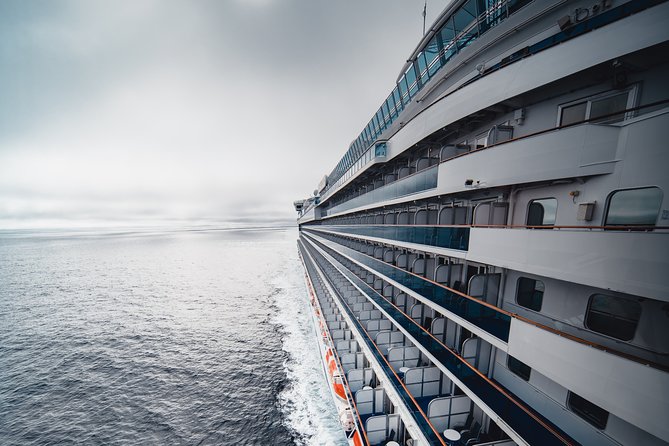 Private Transfers To/From London Intl Tilbury Port and London City Airport - Date and Travelers