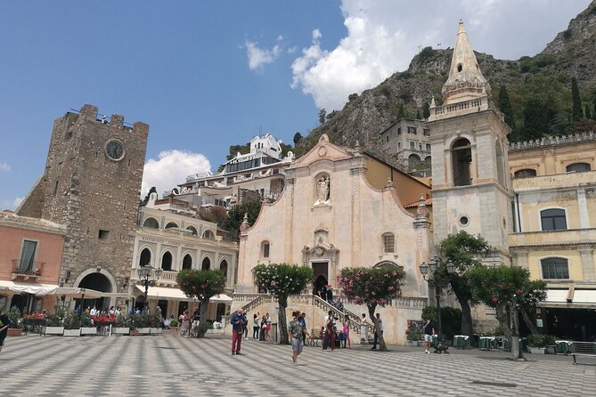 Private Transfert From and to Catania Airport - Common Questions