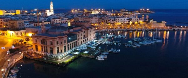 Private Transfert From Naples to Bari - Pickup Details
