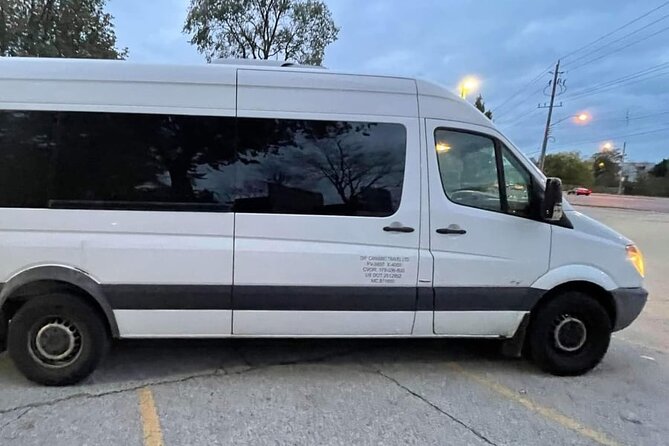 Private Transport and Driver for up to 10 Hours From Toronto - Date and Travelers