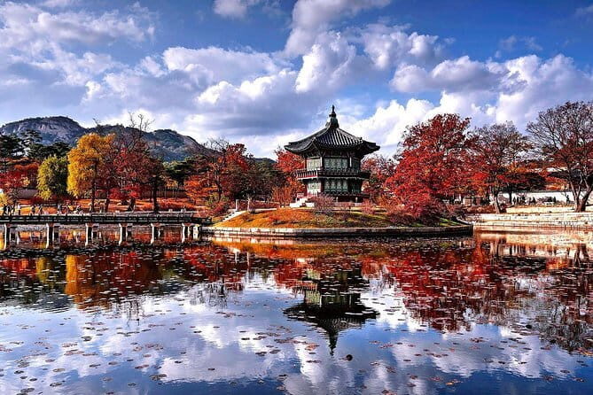 Private transport for 1 day Seoul tour - A Well-Rounded Itinerary with Highlights