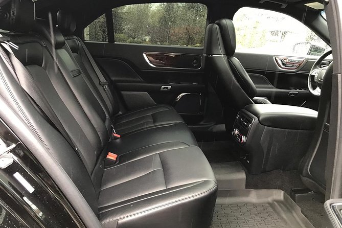 Private Transport From Downtown Vancouver to Canada Place Cruise Terminal - Confirmation and Accessibility