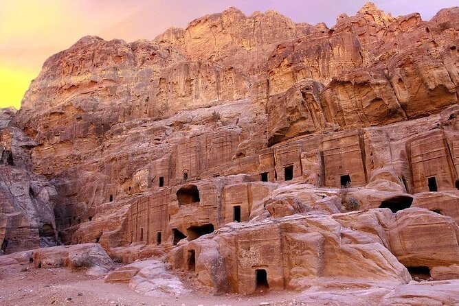 Private Transport Queen Alia International Airport to Petra Wadirum Full Day Tour - Additional Info