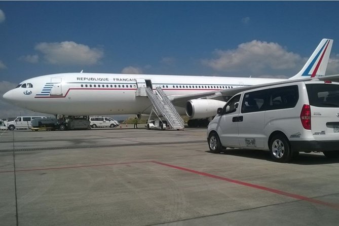 Private Transport Service in Colombia (Bogotá Airport) - Services Included