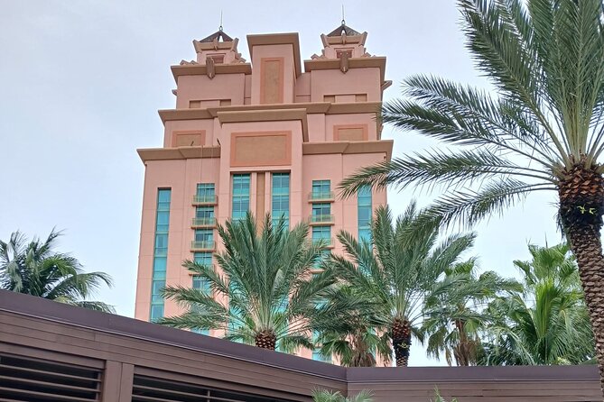 Private Transport to Airport, Hotel, Port in Nassau Bahamas - Booking and Pricing Details