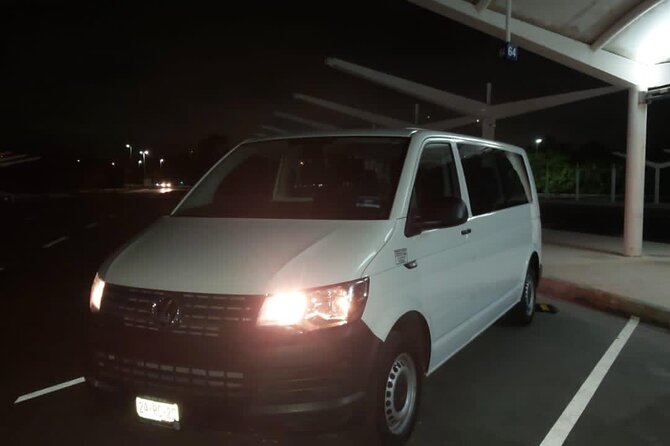 Private Transportation Airport-Puerto Aventuras and Akumal - Meeting and Pickup