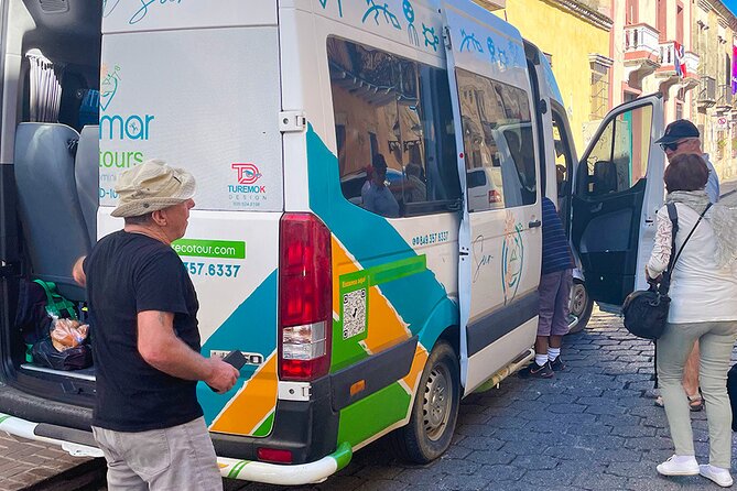 Private Transportation From Barahona to the City of Santo Domingo - Travel Information and Restrictions