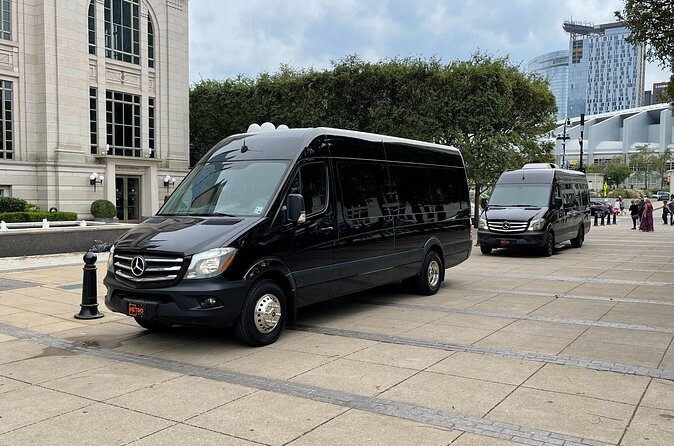 Private Transportation from BNA to Knoxville for 6-13 Passengers - FAQ