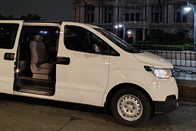 Private Transportation from CDMX to Teotihuacan / Balloon Port - Discover the Convenience of Private Transport from CDMX to Teotihuacan