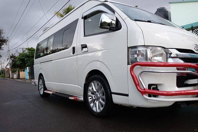 Private Transportation From Santiago Airport STI to Sosúa - Transportation Options Available