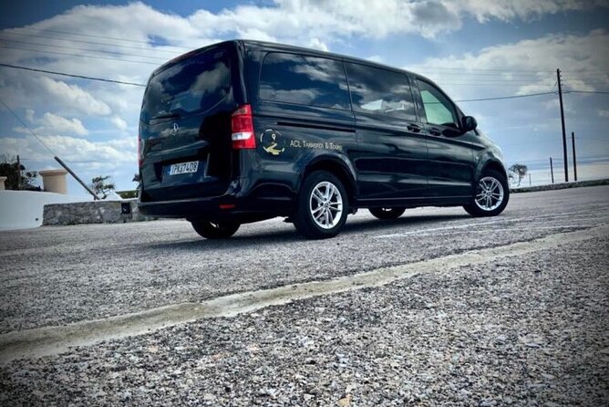 Private Transportation From/To Airport To/From Oia - Convenience and Flexibility