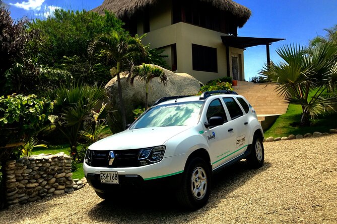 Private Transportation Service From Barranquilla to Hotel Close to Tayrona Park - Vehicle and Driver Information