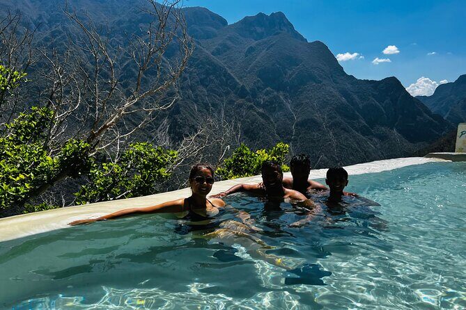 Private Transportation to Grutas de Tolantongo from Mexico City - Exploring the Private Transportation to Grutas de Tolantongo from Mexico City