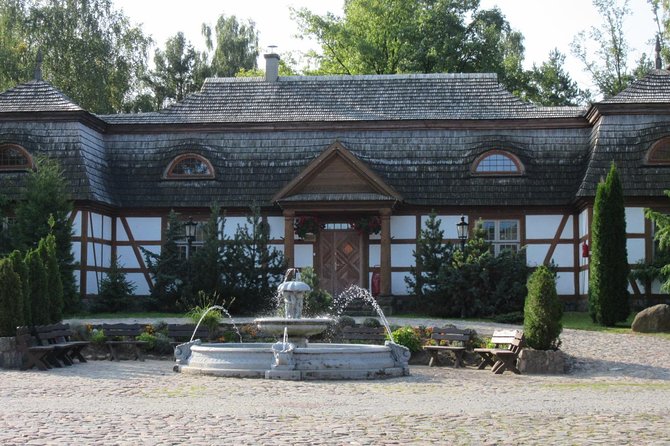 Private Transportation to Szymbark Kashubian Switzerland 5-Hour - Booking Details and Price