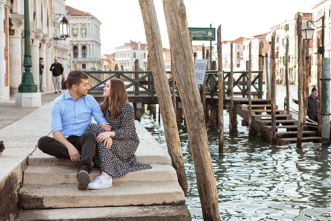 Private Travel Photographer Tour in Venice - Directions