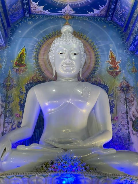 Private Trip Chiang Rai Day Trip, White Temple, Blue Temple - Explore Chiang Rais Architectural Gems