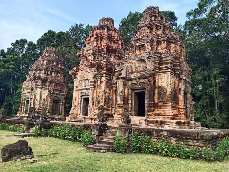 Private Trip to Banteay Srei, Rolous Group & Tonle Sap Lake - An In-Depth Look at the Itinerary & Experience