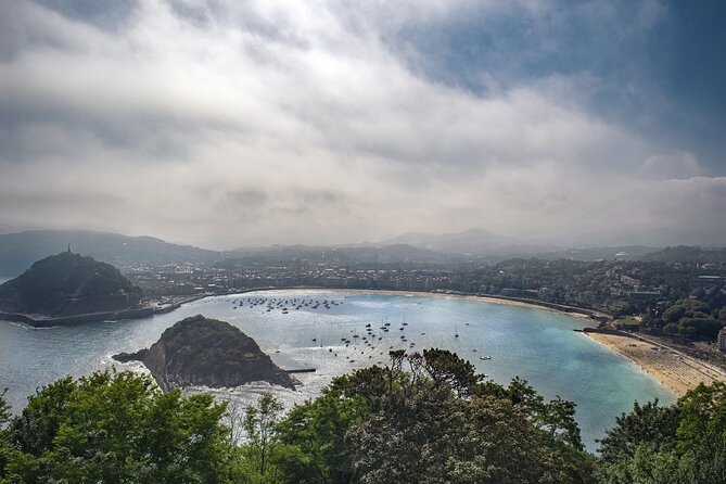 Private Trnasfer From Barcelona To San Sebastian, 2 Hour Stop - Pricing and Additional Charges