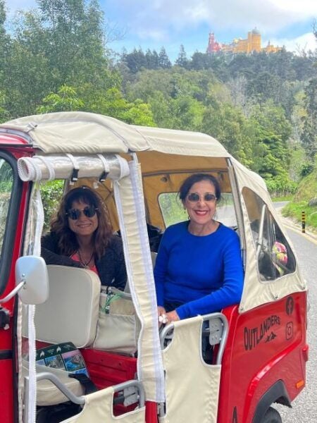 Private Tuk Tuk Tour of Sintra and Beaches in 2.5h - Return to Starting Location
