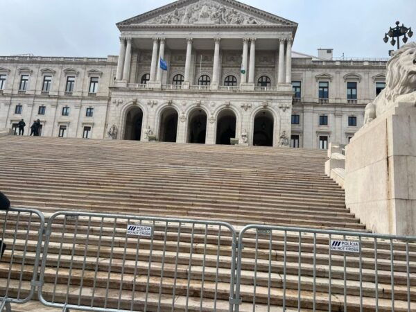 Private TukTuk Tour Lisbon - The Sum Up