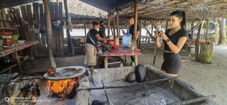 *Private Turtle Hatching 3 Palos Lagoon & Crocs Farm & Lunch - Activity Details