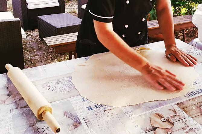 Private Tuscan Cooking Class and Wine Tasting in Radda in Chianti With Giorgia - Cancellation Policy for the Private Tuscan Cooking Class