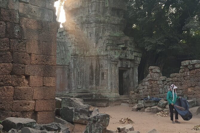 Private Two Days Siem Reap Temples Discovery Guided Tour - Good To Know
