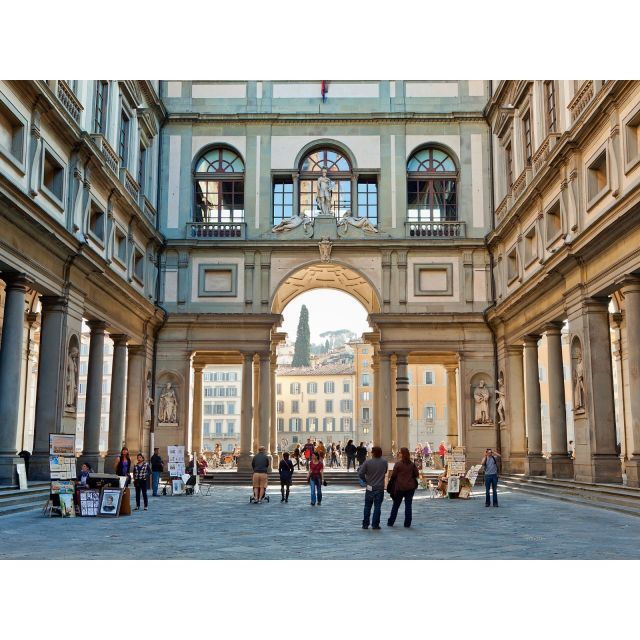 Private Uffizi Gallery Tour in Florence - Logistics and Requirements